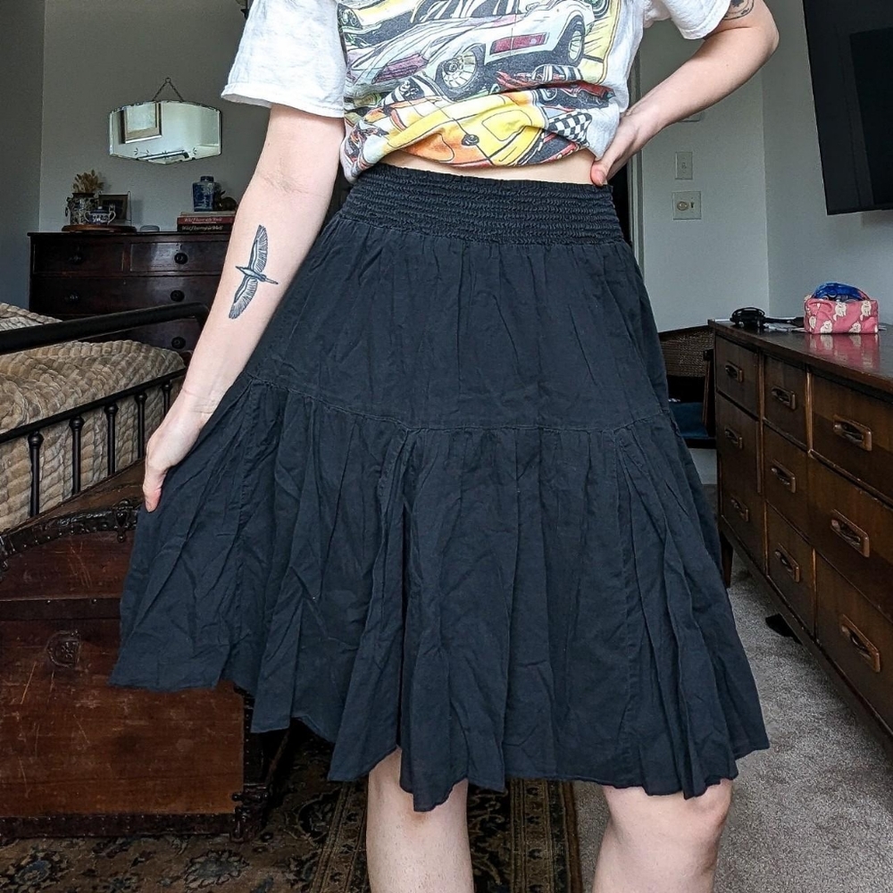 Vintage Y2K Old Navy Black Tiered Smocked Waist Skirt